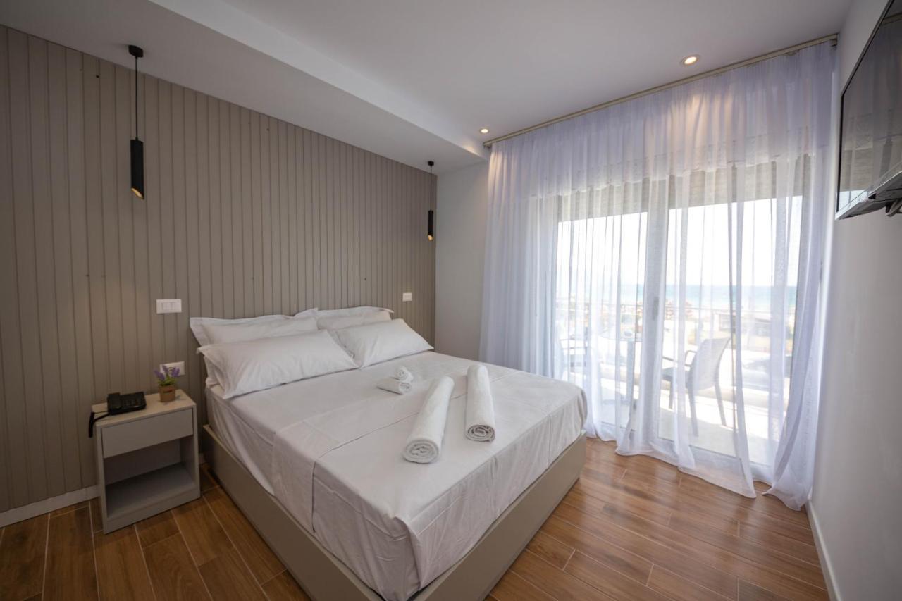 Hesperus Hotel Vlorë Eksteriør billede