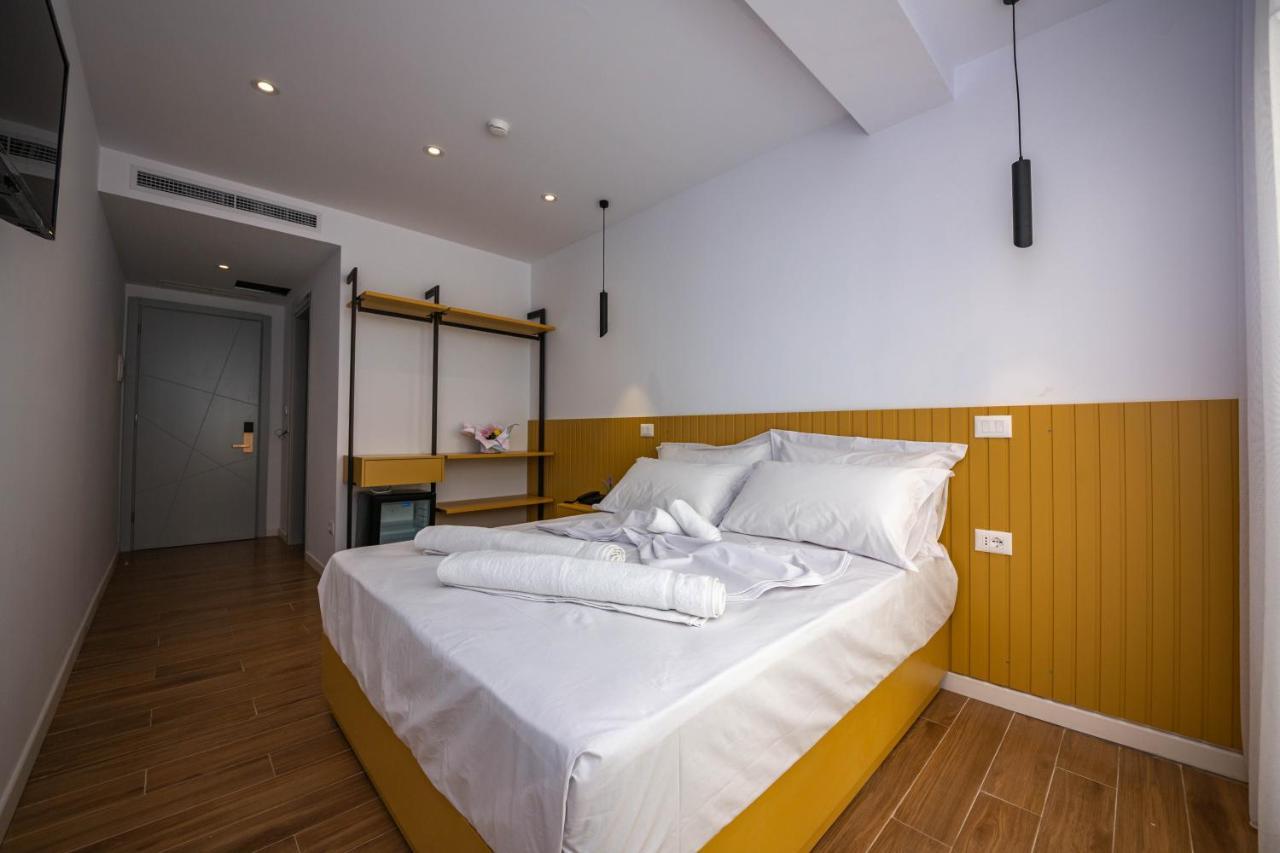Hesperus Hotel Vlorë Eksteriør billede