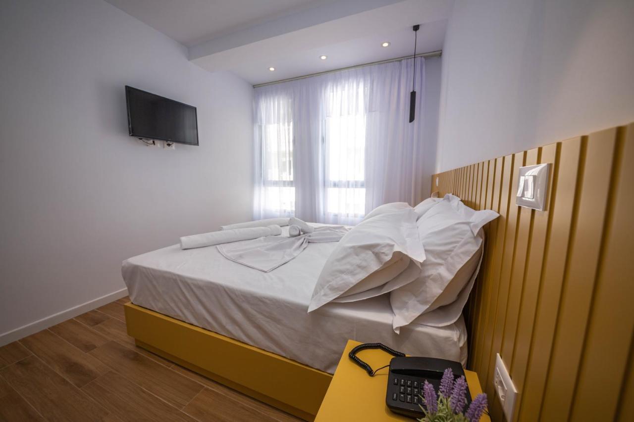 Hesperus Hotel Vlorë Eksteriør billede