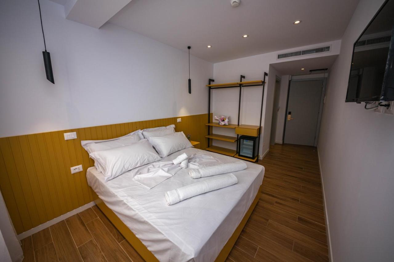 Hesperus Hotel Vlorë Eksteriør billede