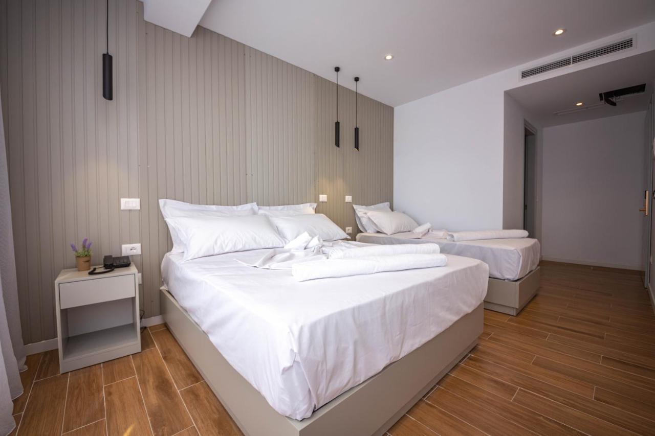 Hesperus Hotel Vlorë Eksteriør billede